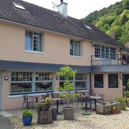 Auberge De La Roque La Roquette Kültér fotó