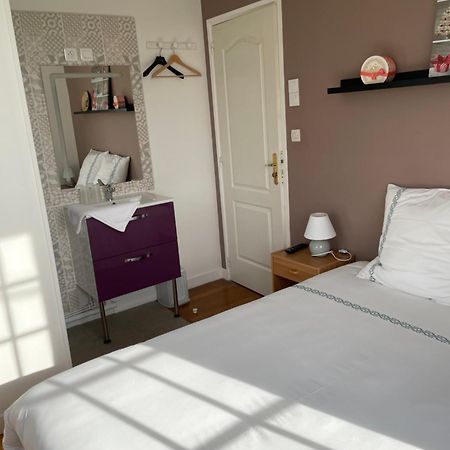Auberge De La Roque La Roquette Kültér fotó