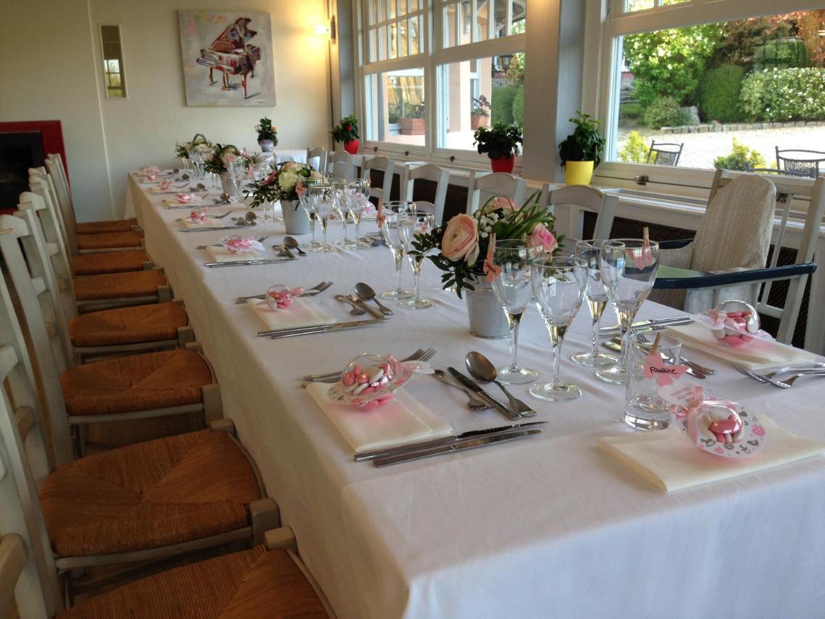 Auberge De La Roque La Roquette Kültér fotó