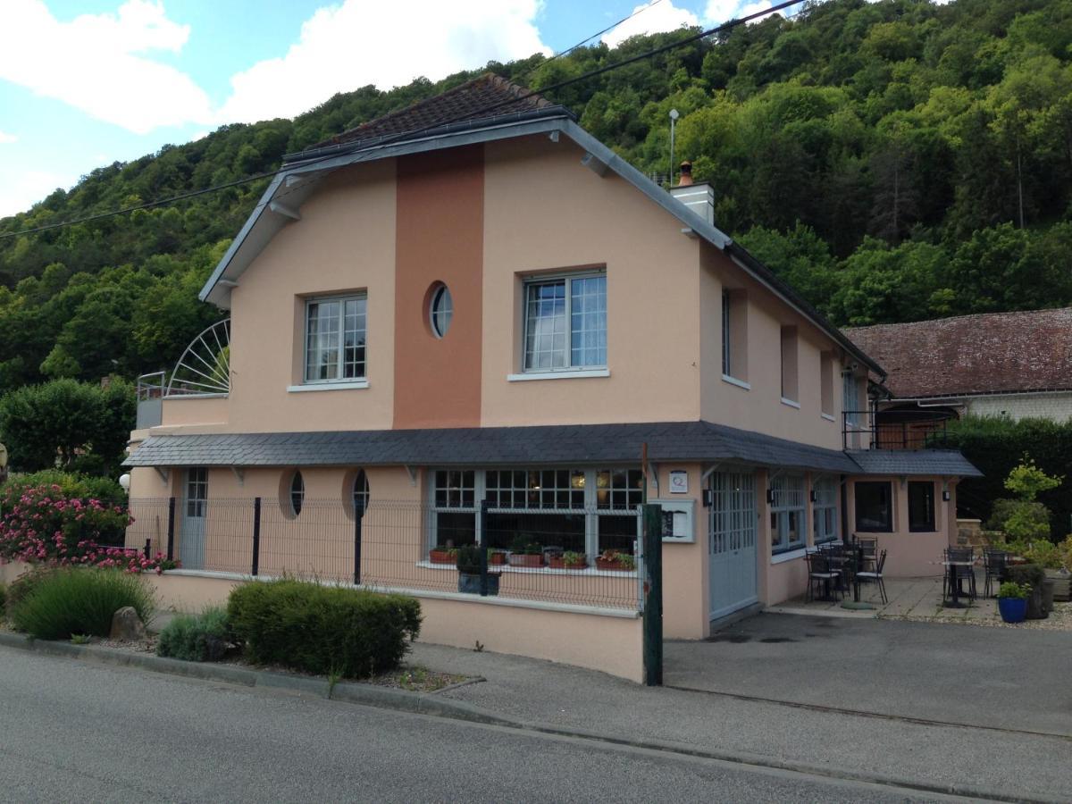 Auberge De La Roque La Roquette Kültér fotó