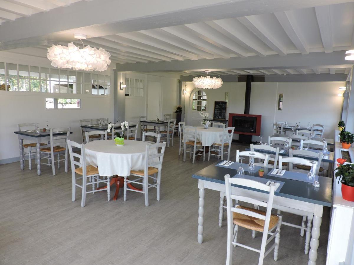 Auberge De La Roque La Roquette Kültér fotó