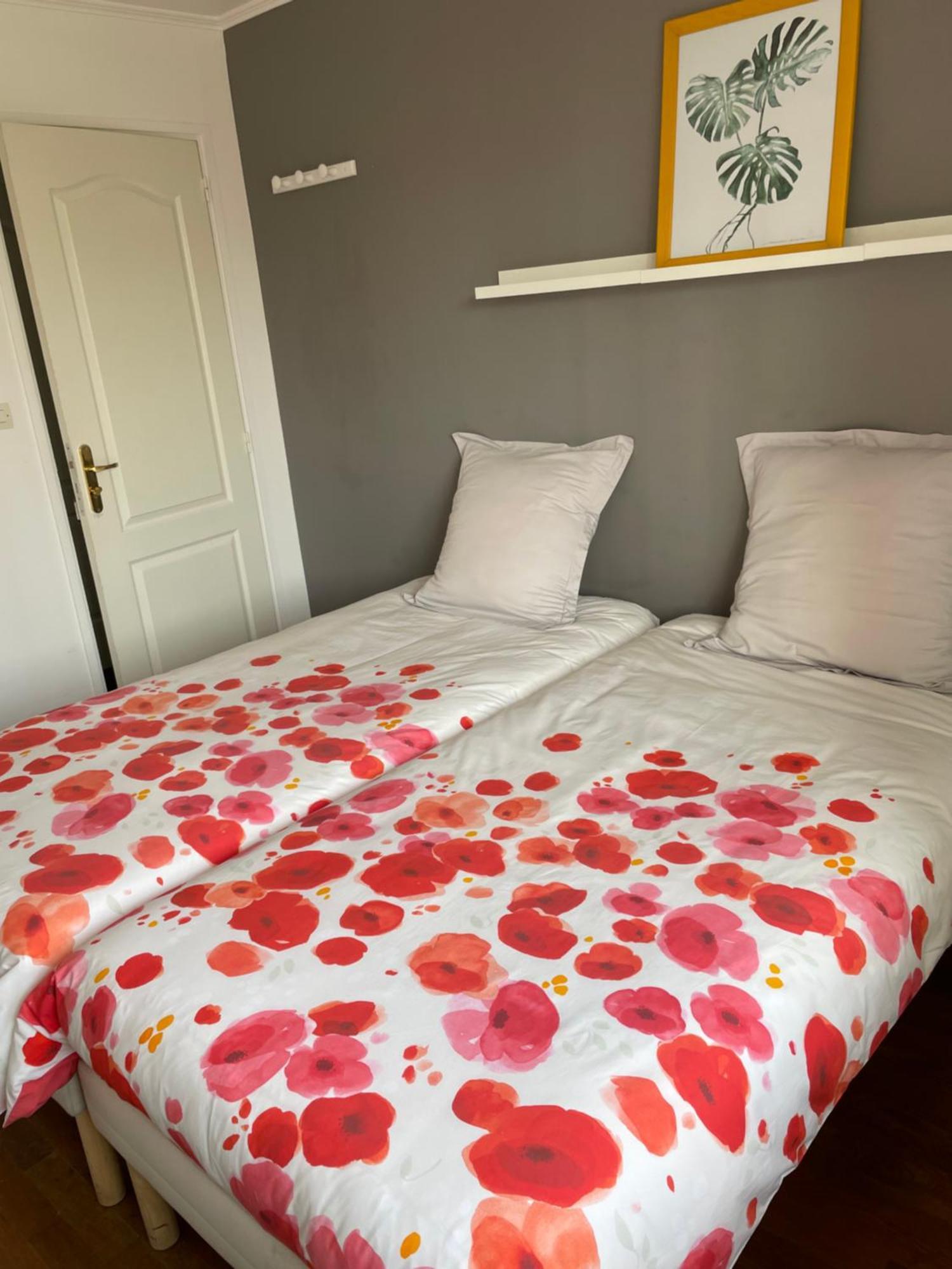 Auberge De La Roque La Roquette Kültér fotó